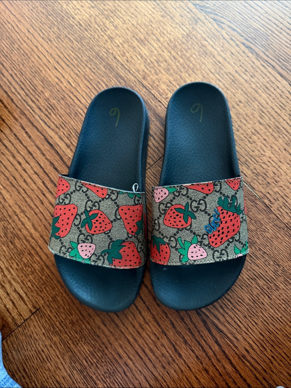 Gucci strawberry slides